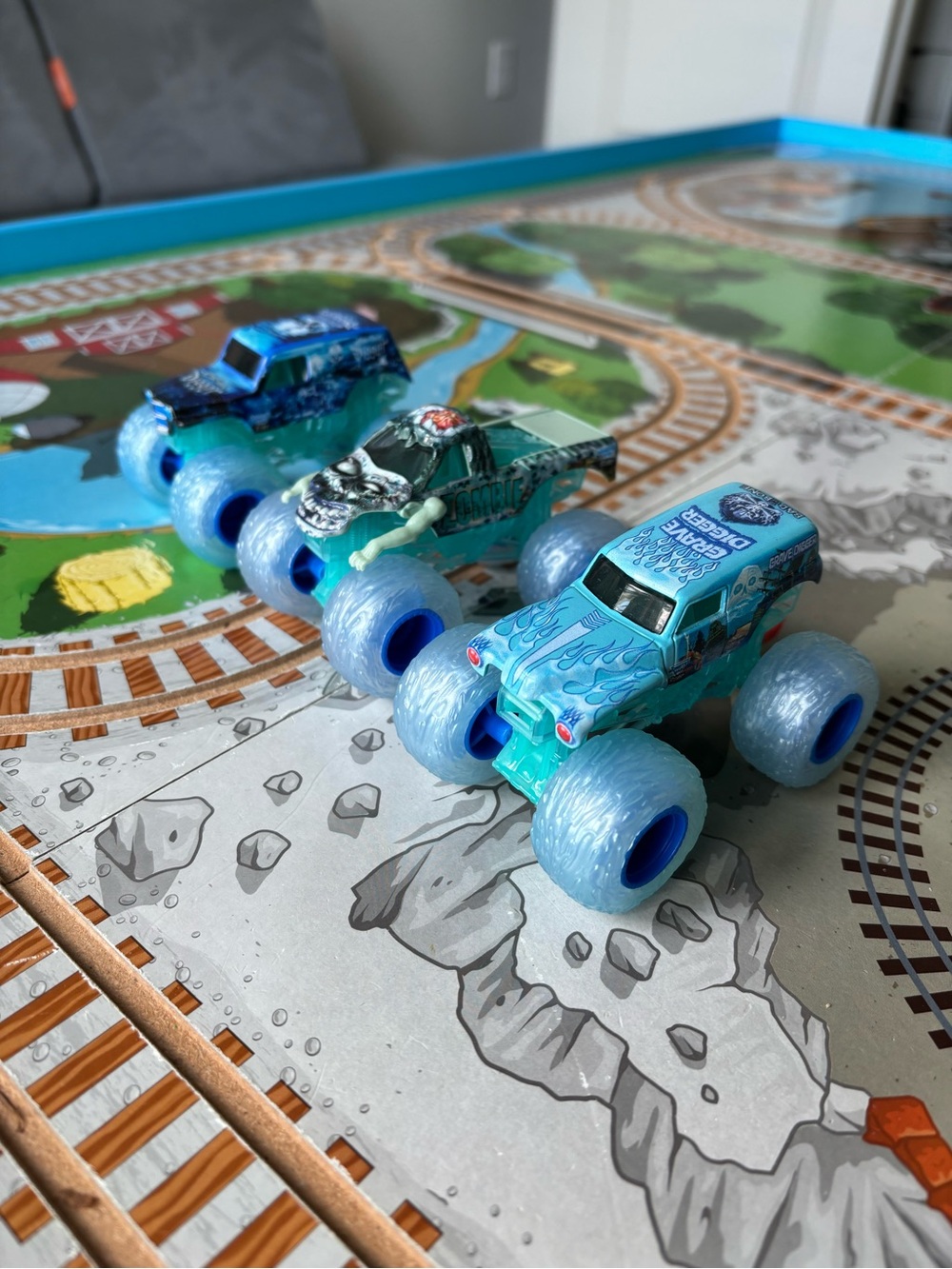 Monster Jam Trucks 1:64 Bundle of Three Special Edition